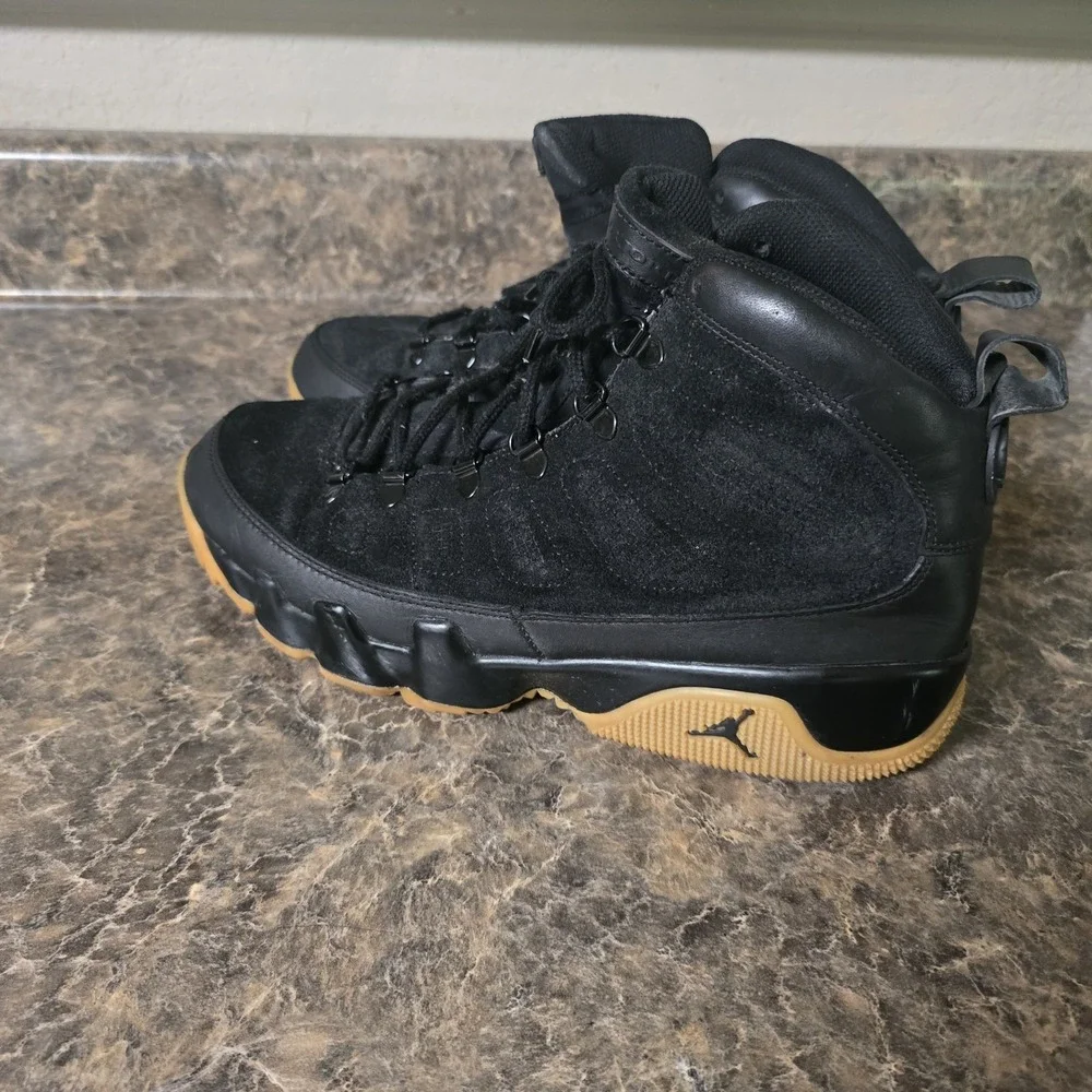 Air Jordan 9 Boot Retro NRG Black Gum Size 10.5 Mens Sneakers AR4491-025‎